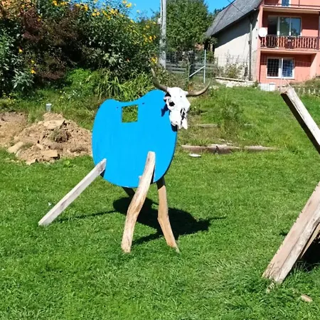 Dvor Pod Kríkmi * Spissky Stvrtok